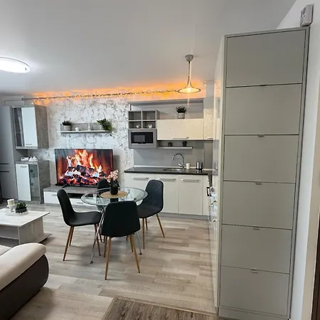 2 Langa Coresi - Brasov